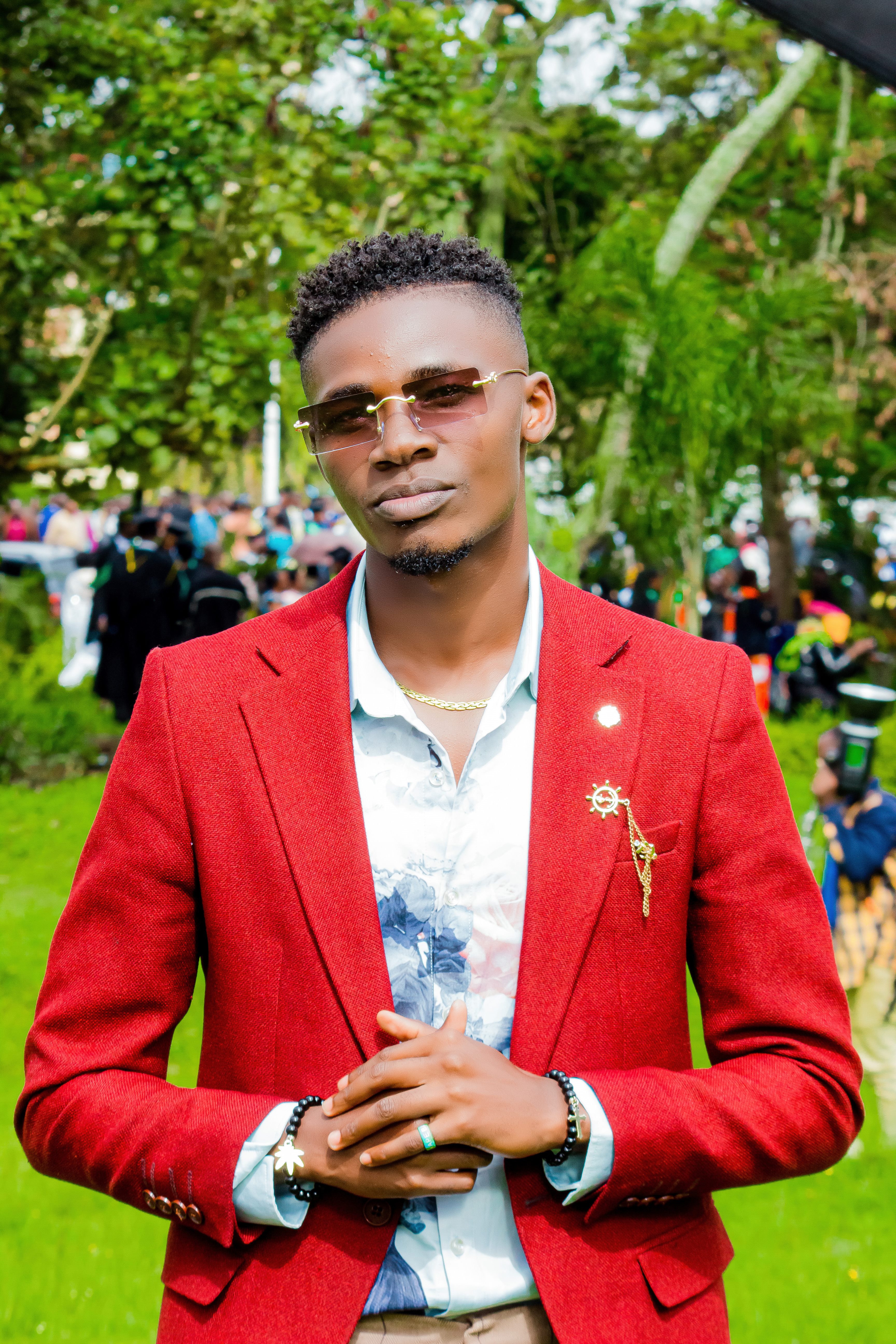 Bigwi Gold yashyize hanze amashusho y'indirimbo nshya yise 'GUDO'