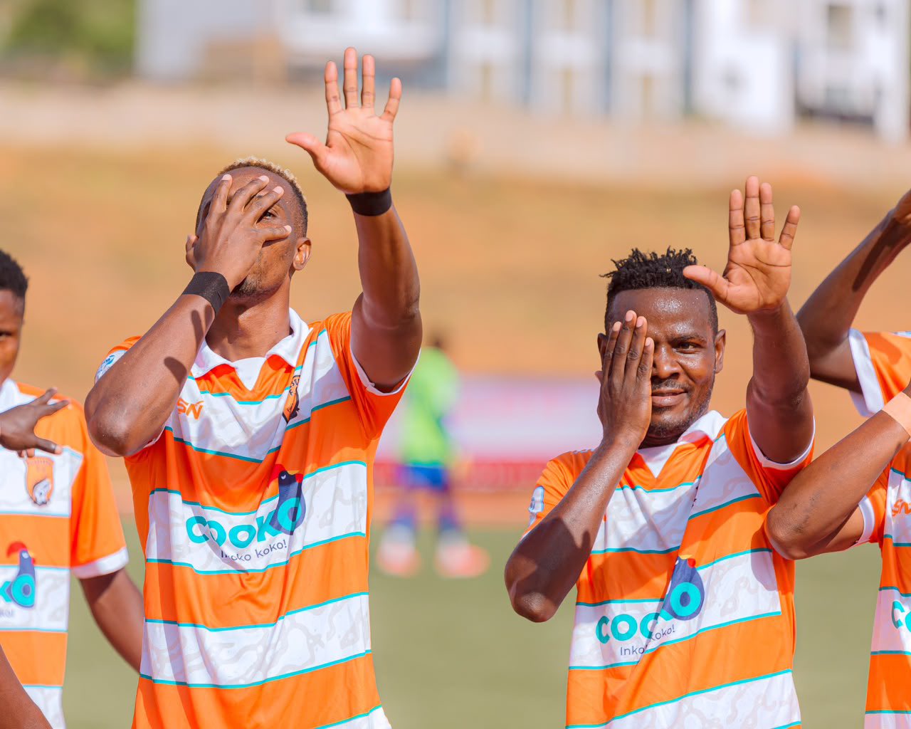 Abakinnyi ba Bugesera FC bishimira igitego 