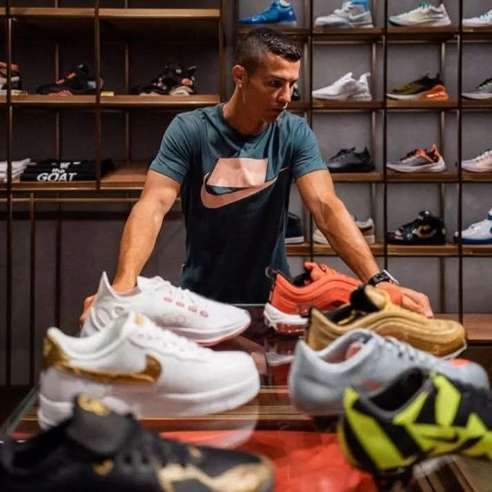 Christiano Ronaldo in Nike Mark Shoes